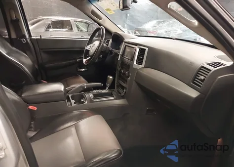 2010 Jeep Grand Cherokee Laredo из США, поврежденный, VIN 1J4PR4GK7AC137451